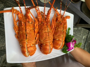Tôm hùm hấp